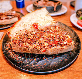 ÜÇ ÇEYREK (130GR)